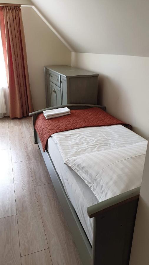 Keller Apartmanok Hajduszoboszlo Luaran gambar