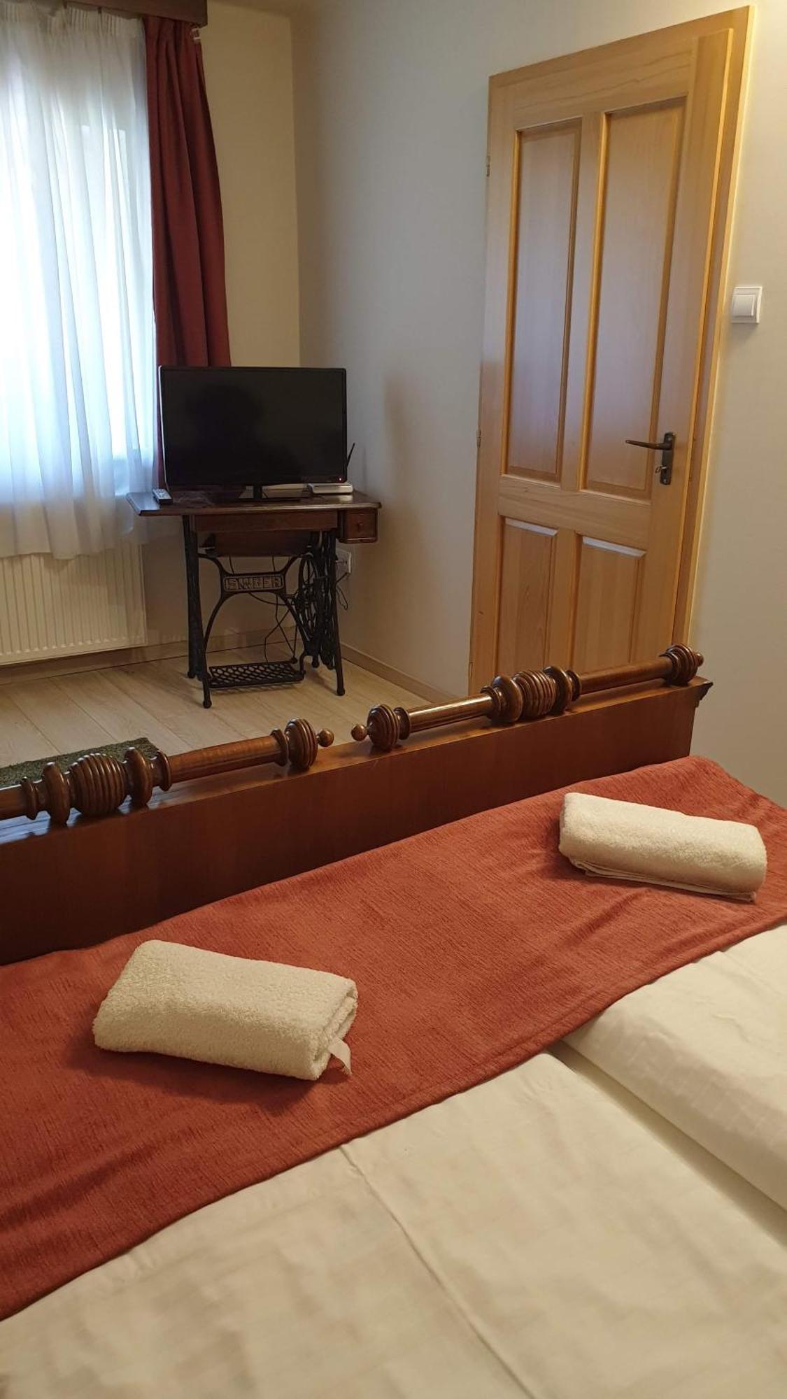 Keller Apartmanok Hajduszoboszlo Bilik gambar