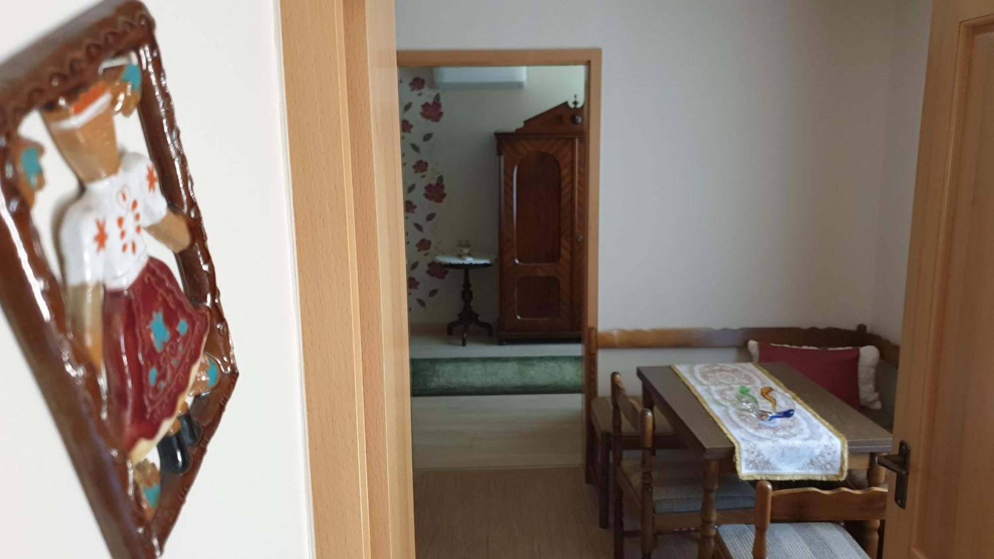 Keller Apartmanok Hajduszoboszlo Bilik gambar